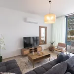 Aqua Pearl Aq01 By Interhome بيت للعطل *