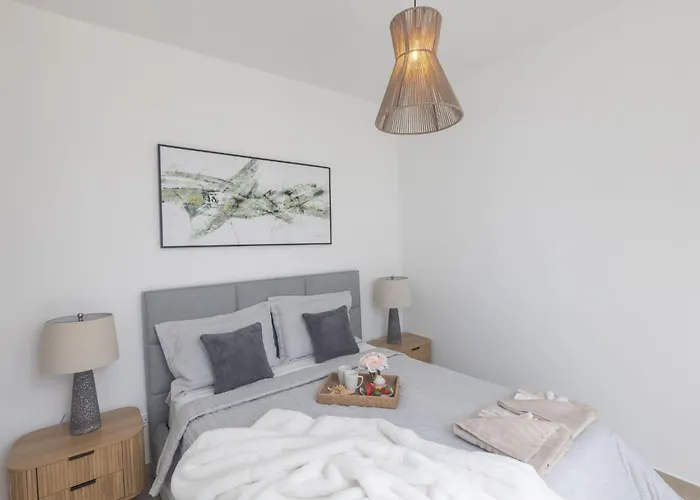 Aqua Pearl Aq01 By Interhome *